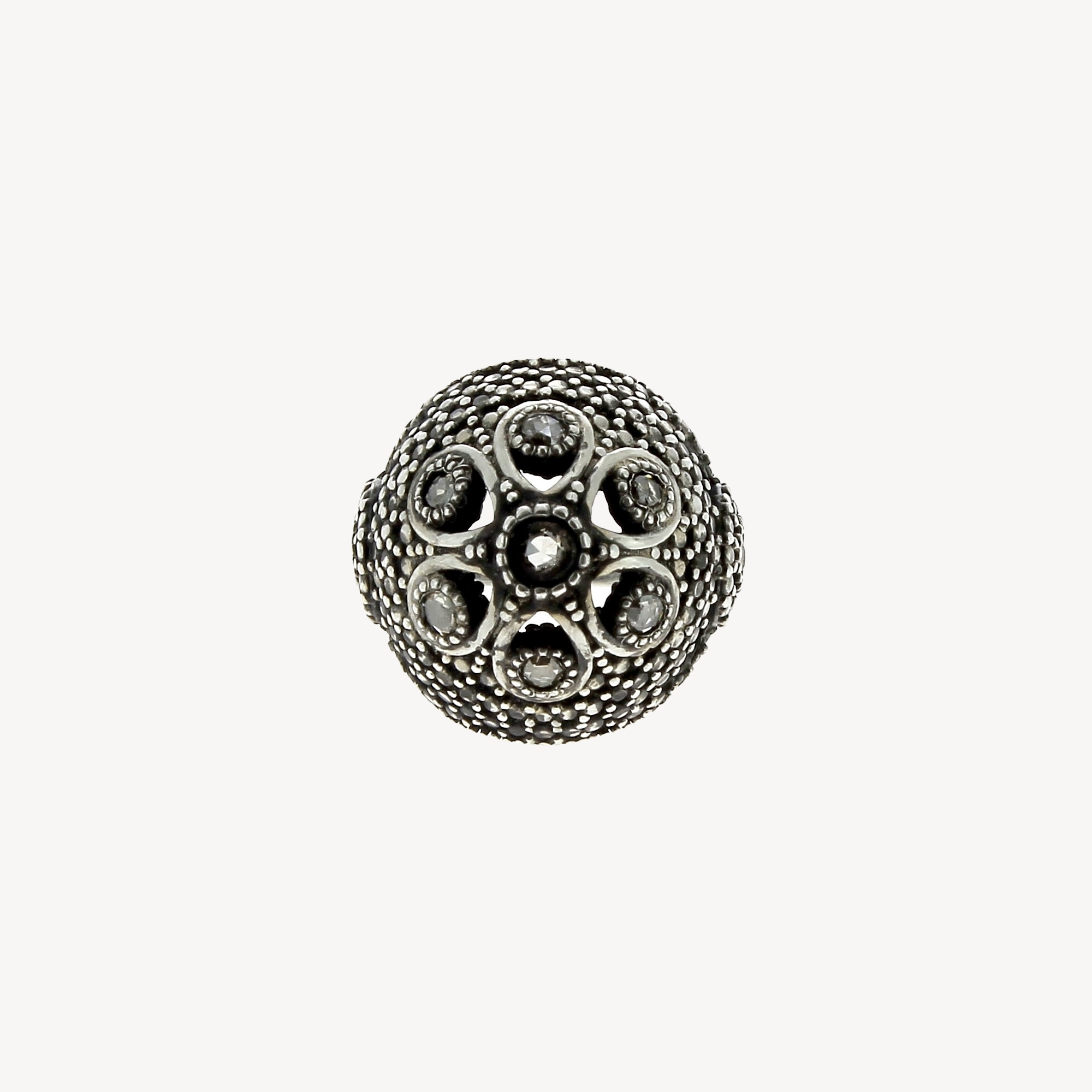 Barnacle Ring with diamonds