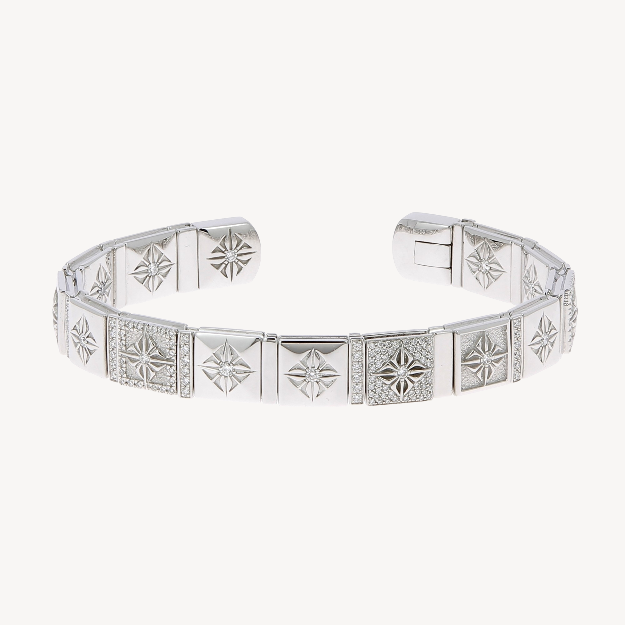 White diamonds bracelet