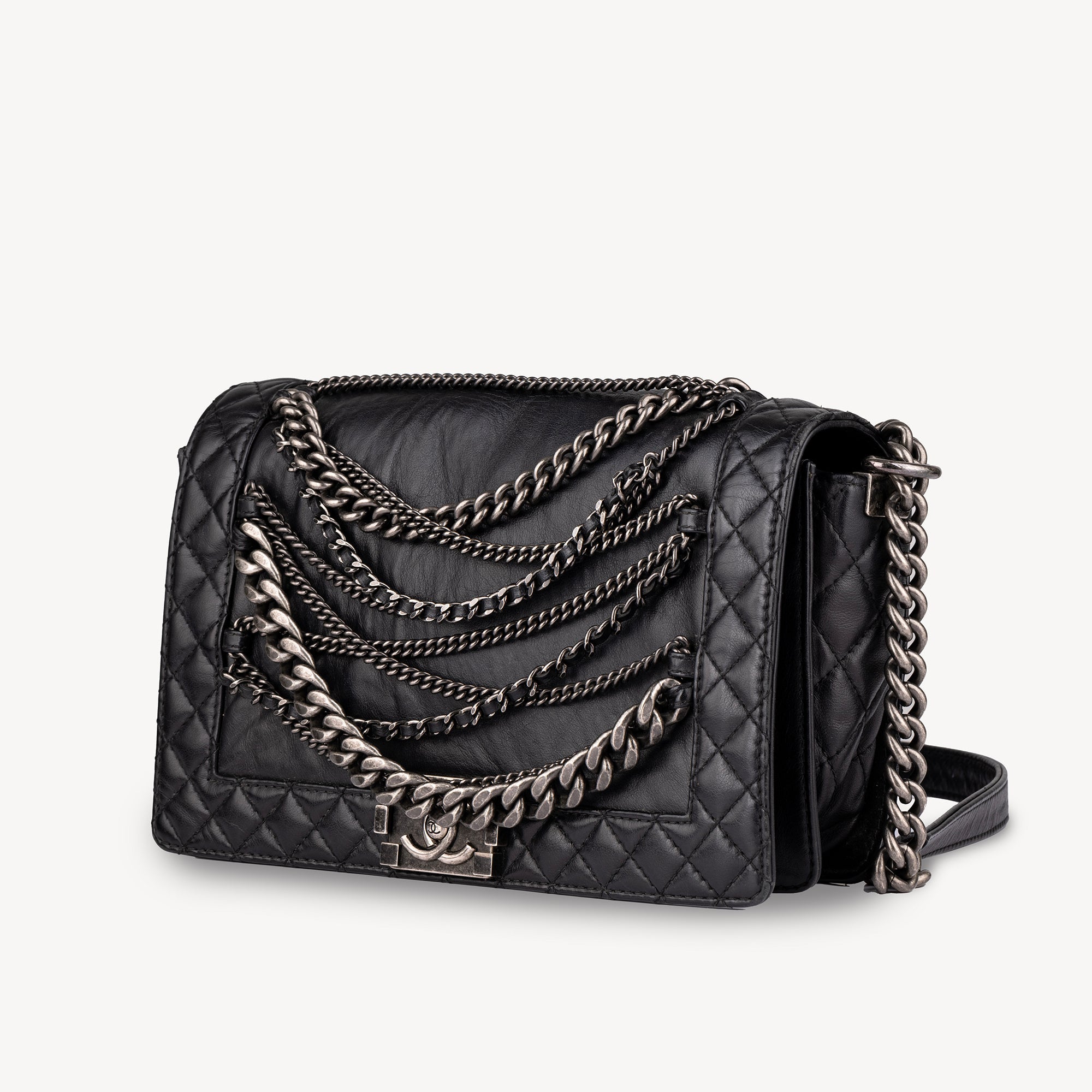 Chanel - New Medium Boy Flap Bag Lambskin Noir