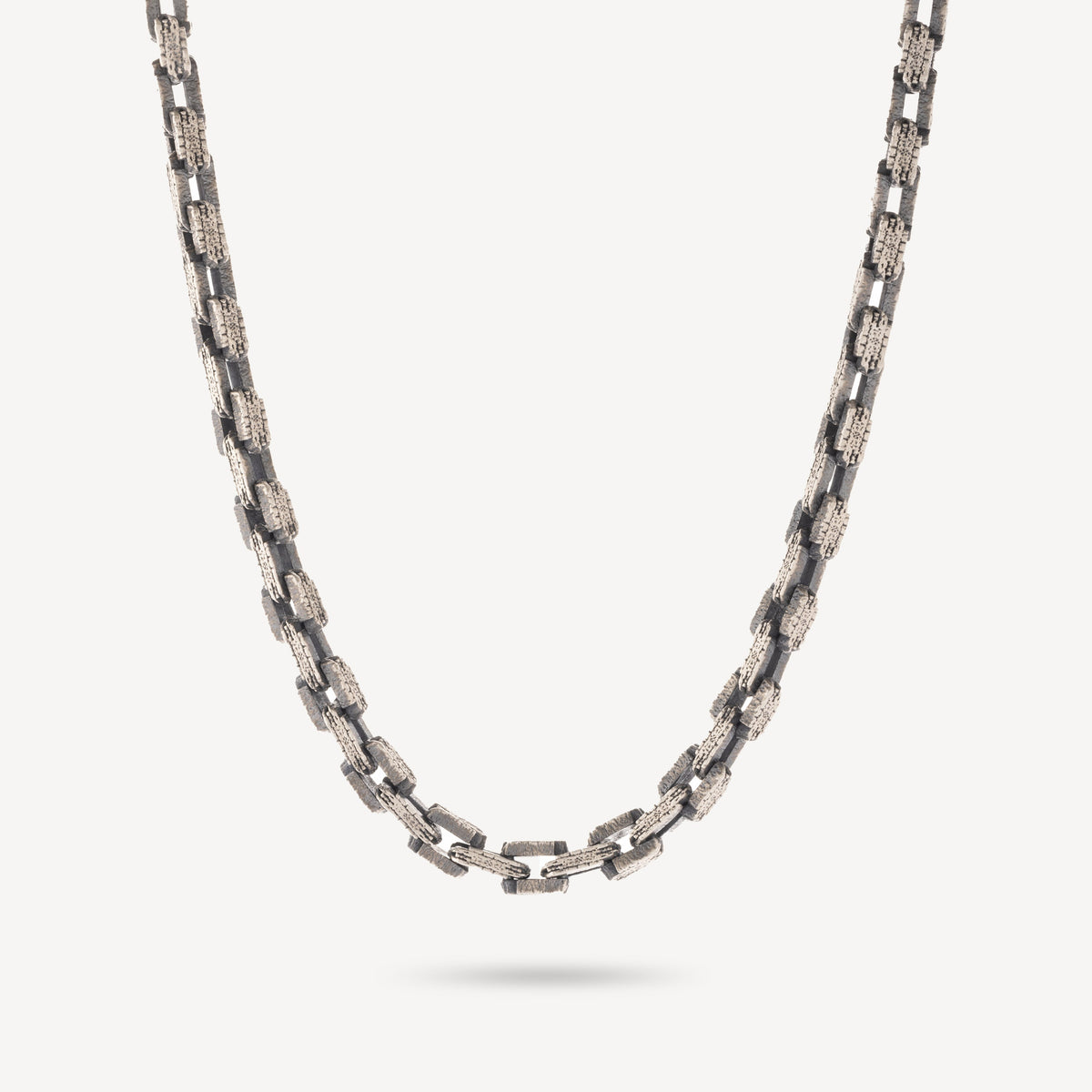AZK-VK01 Large Silver Necklace