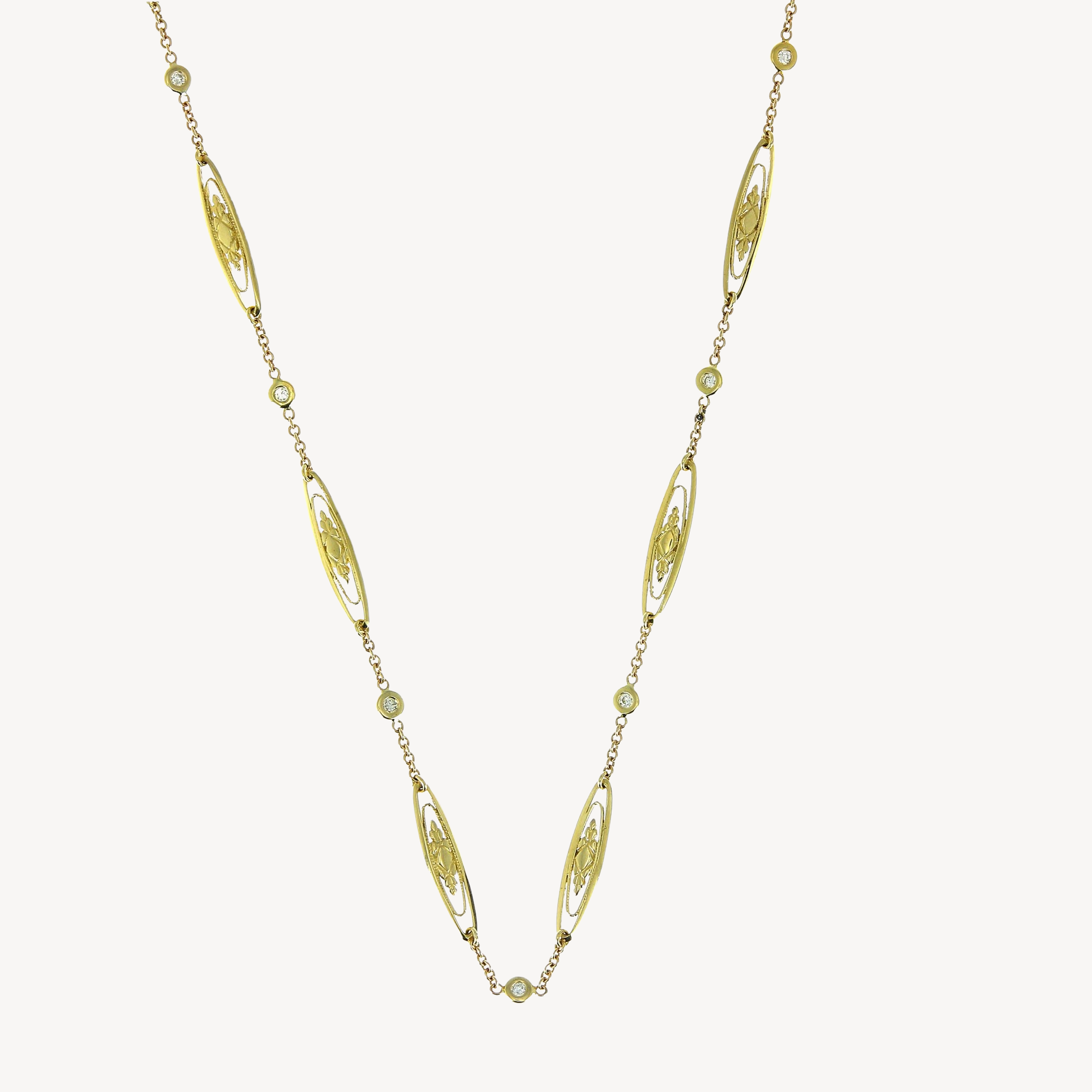Filigree Chain 24 Diamonds Necklace