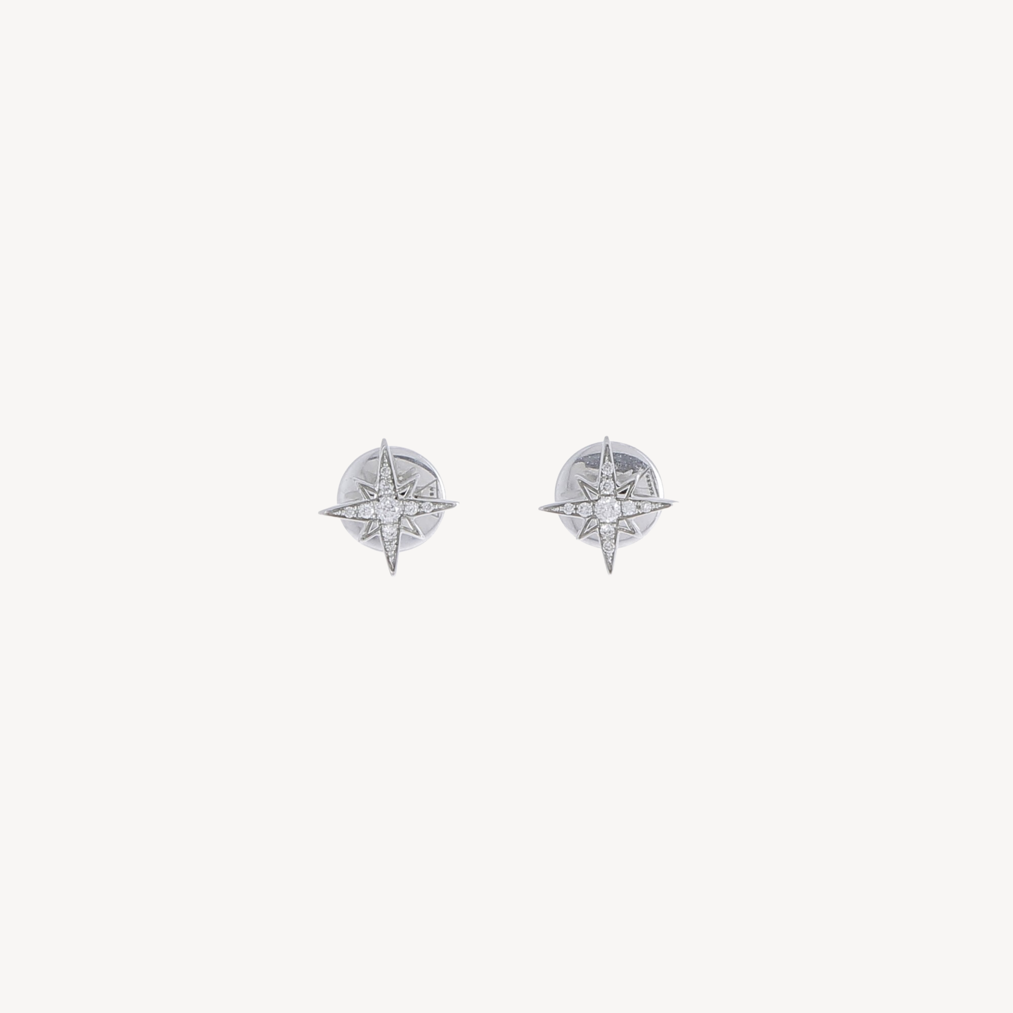 Oseanyx white stud earrings
