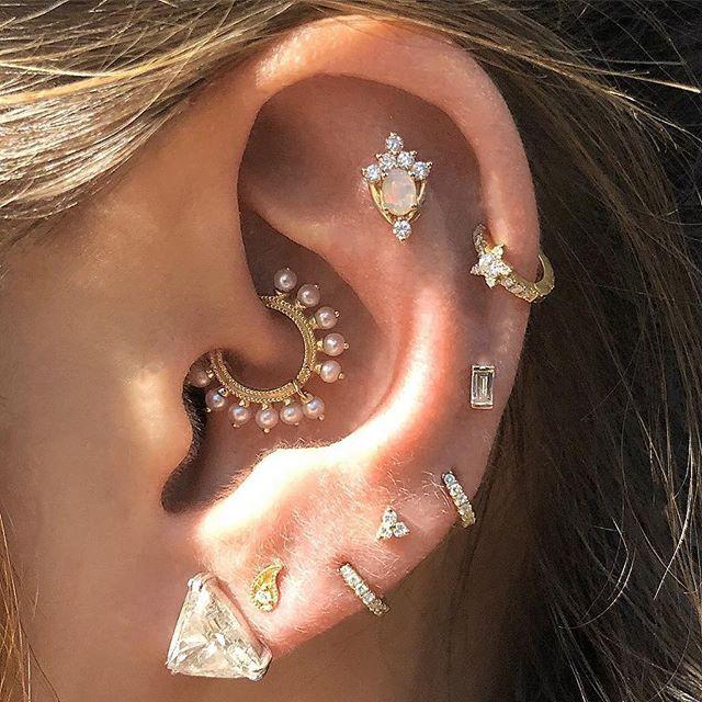Trinity White Gold Earring